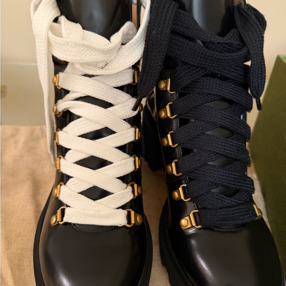 Gucci Black Leather Lace-Up Boots with Contrasting White and Black Laces